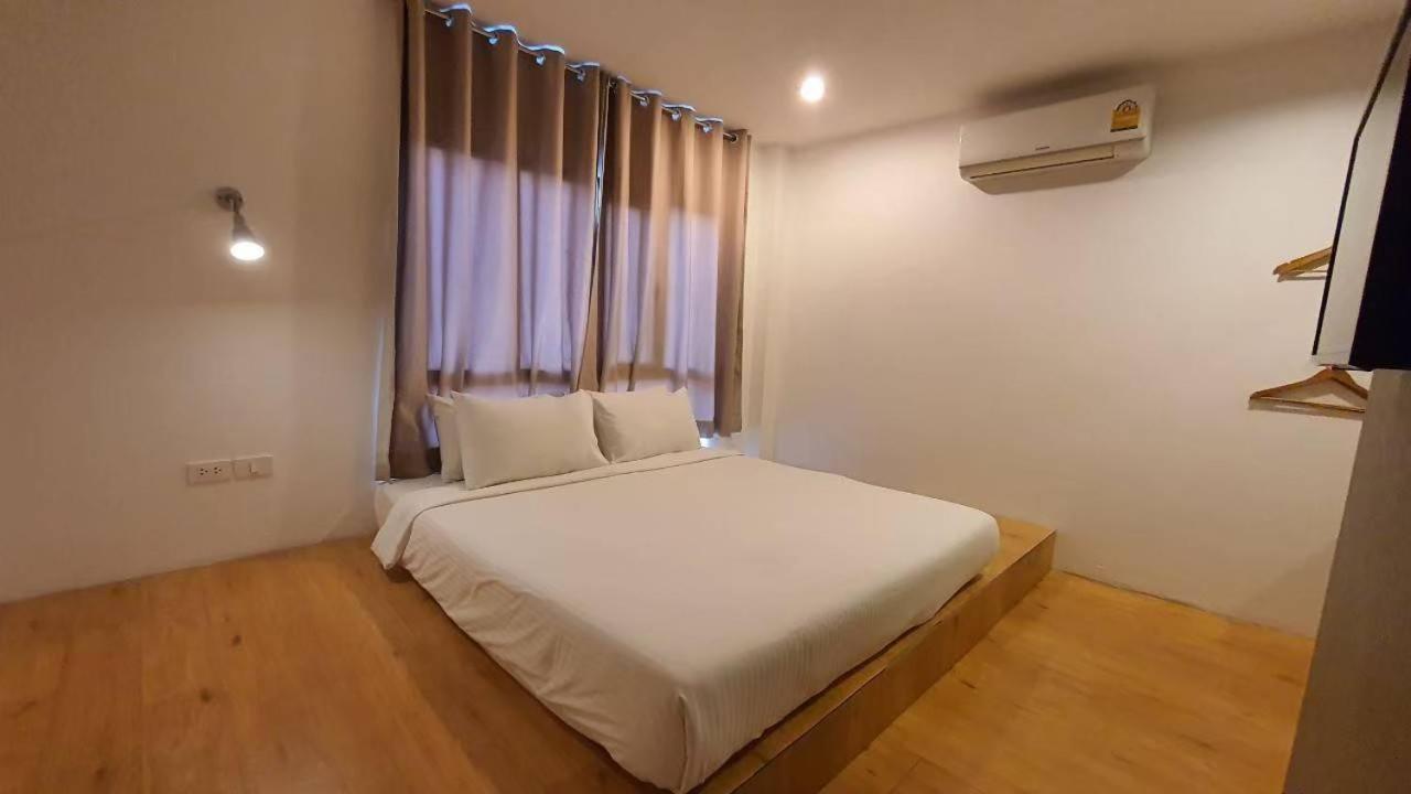 Srianunt Boutique Hotel Μπούρι Ραμ Δωμάτιο φωτογραφία
